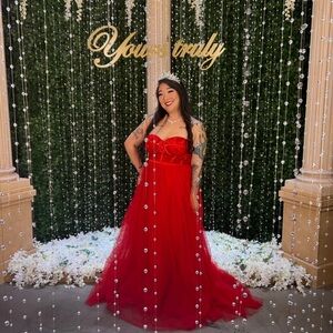 Elegant Red Strapless Gown